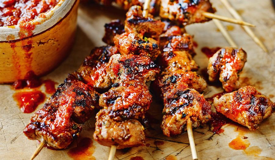 Pinchos Morunos (Spanish Pork Skewers) - Spanish Sabores