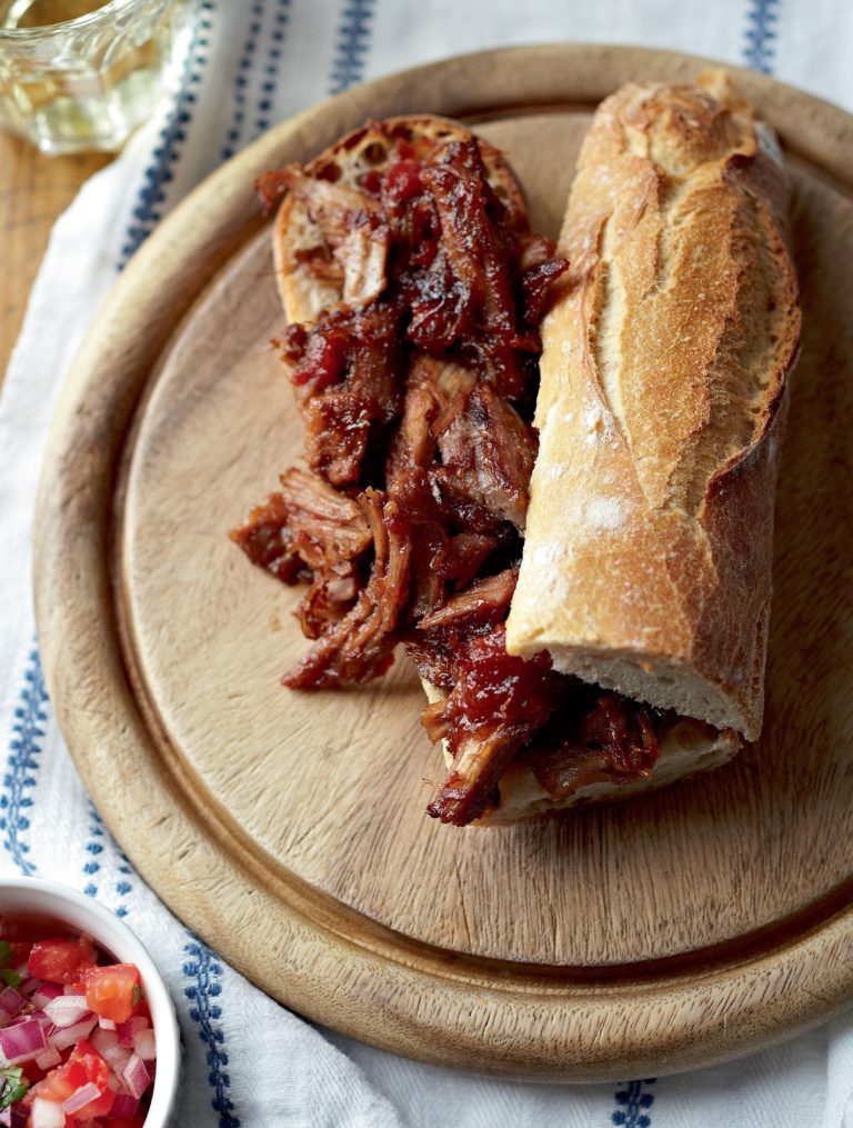 Pulled Meat Sandwiches