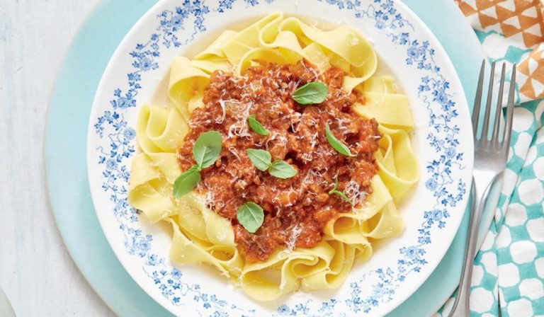 Ragù Bolognese Easy Pasta Recipe | Mary Berry Everyday BBC2