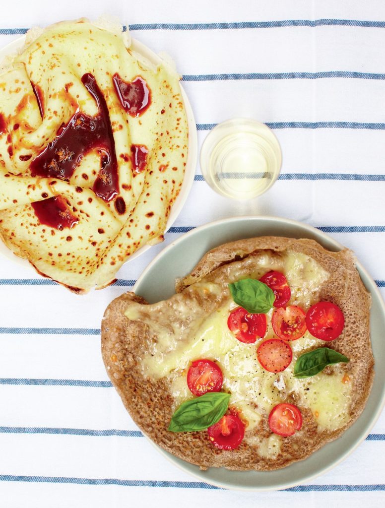 Crêpes et galettes (Pancakes and Buckwheat Pancakes)
