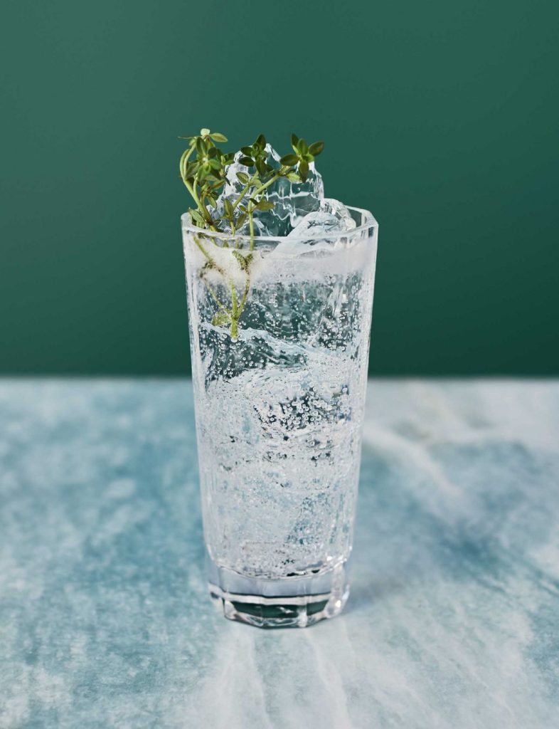 Seedlip Thyme Mocktail