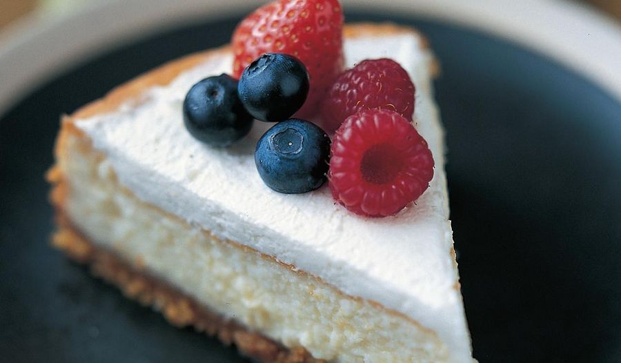 Blueberry and Summer Fruit Cheesecake