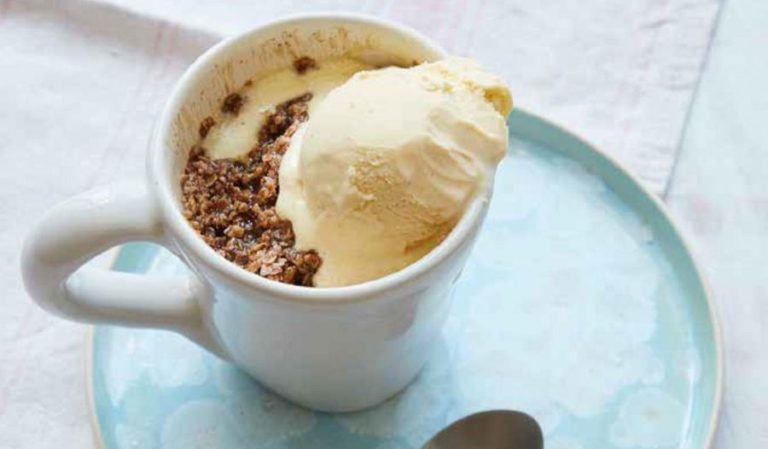Microwave Mug Cake Recipe | Quick Spiced Apple