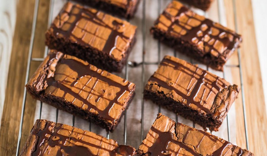 Three Ingredient Chocolate Praline Brownies Recipe