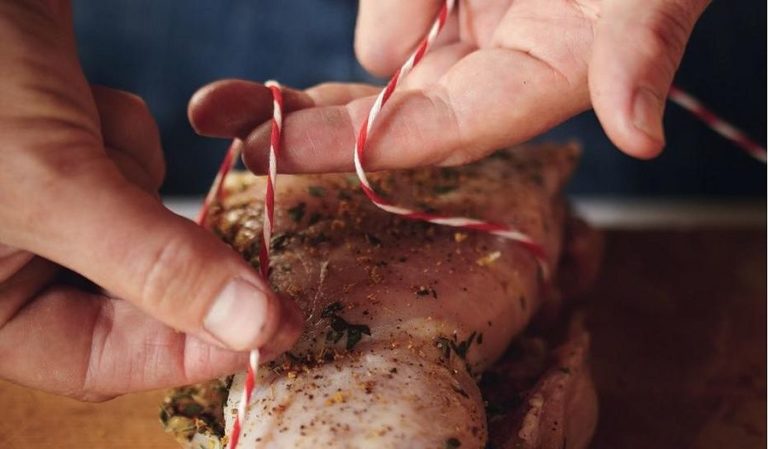 How to Tie Meat for Roasting