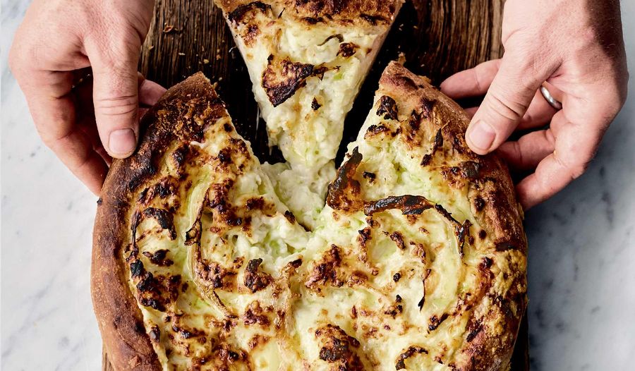 Jamie Oliver Cauliflower Cheese Pizza| Meat-free Meals Channel 4