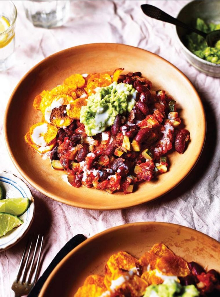 Mexican Veggie Chilli with Sweet Potato Nachos & Guacamole