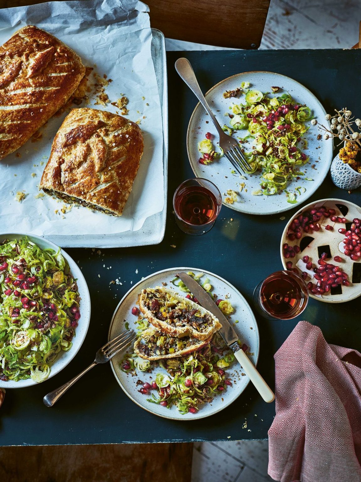 The Best Vegetarian Roast Dinner Recipes | Meat-Free Weekend Dishes
