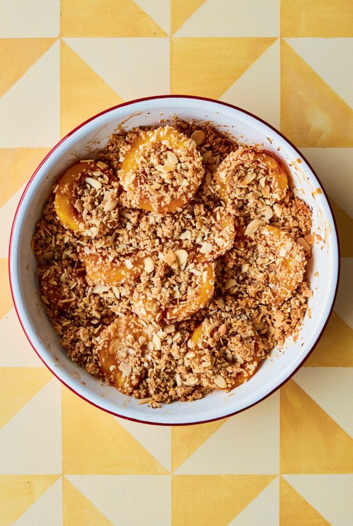 Peach-Crumble
