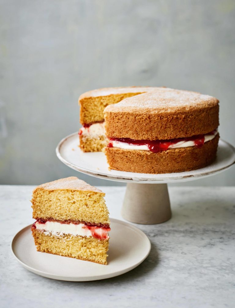 Mary Berry's Victoria Sponge Sandwich