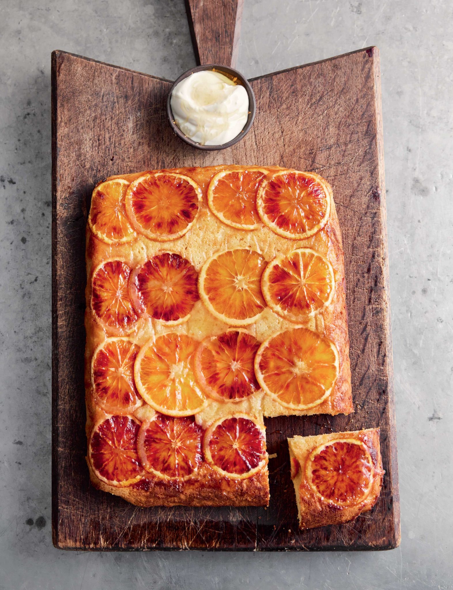 jamie-oliver-easy-orange-honey-traybake-one-tin-cake