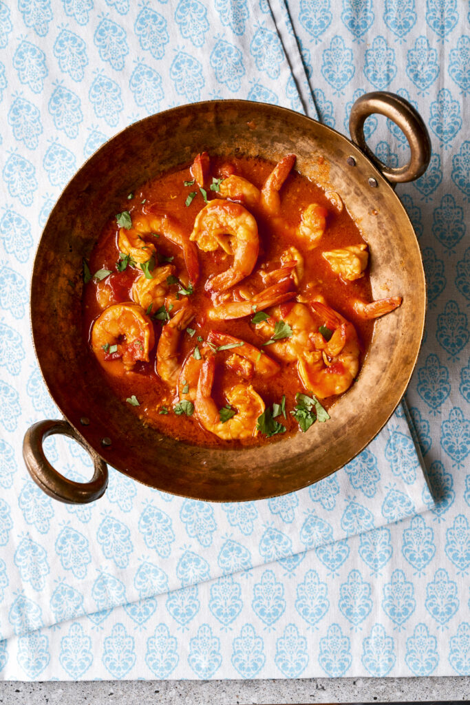 Nadiya Simple Spices Tangy Tomato Prawns BBC2