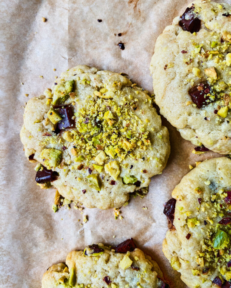 vegan air fryer choc chip cookies