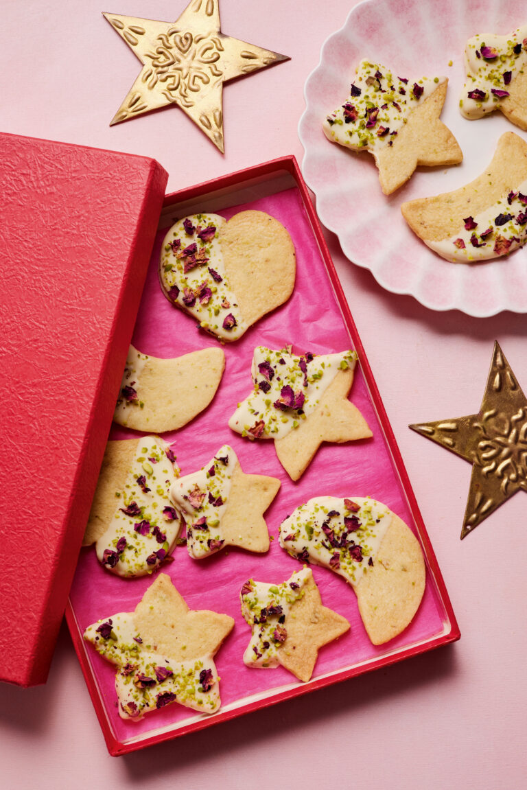 Rose & Pistachio Shortbread Eid Recipe 