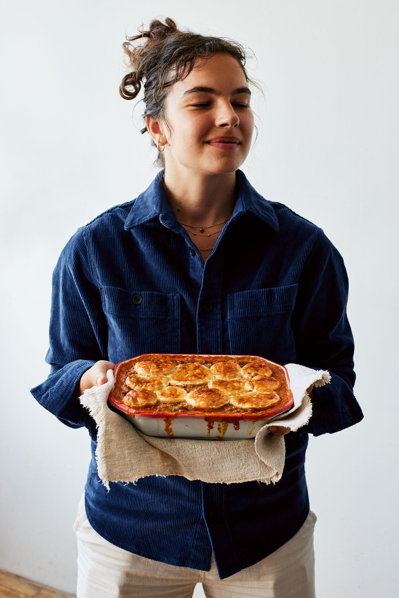 Carolina Gelen's Cosy Veggie Pot Pie Recipe Vegetarian or Vegan Pie