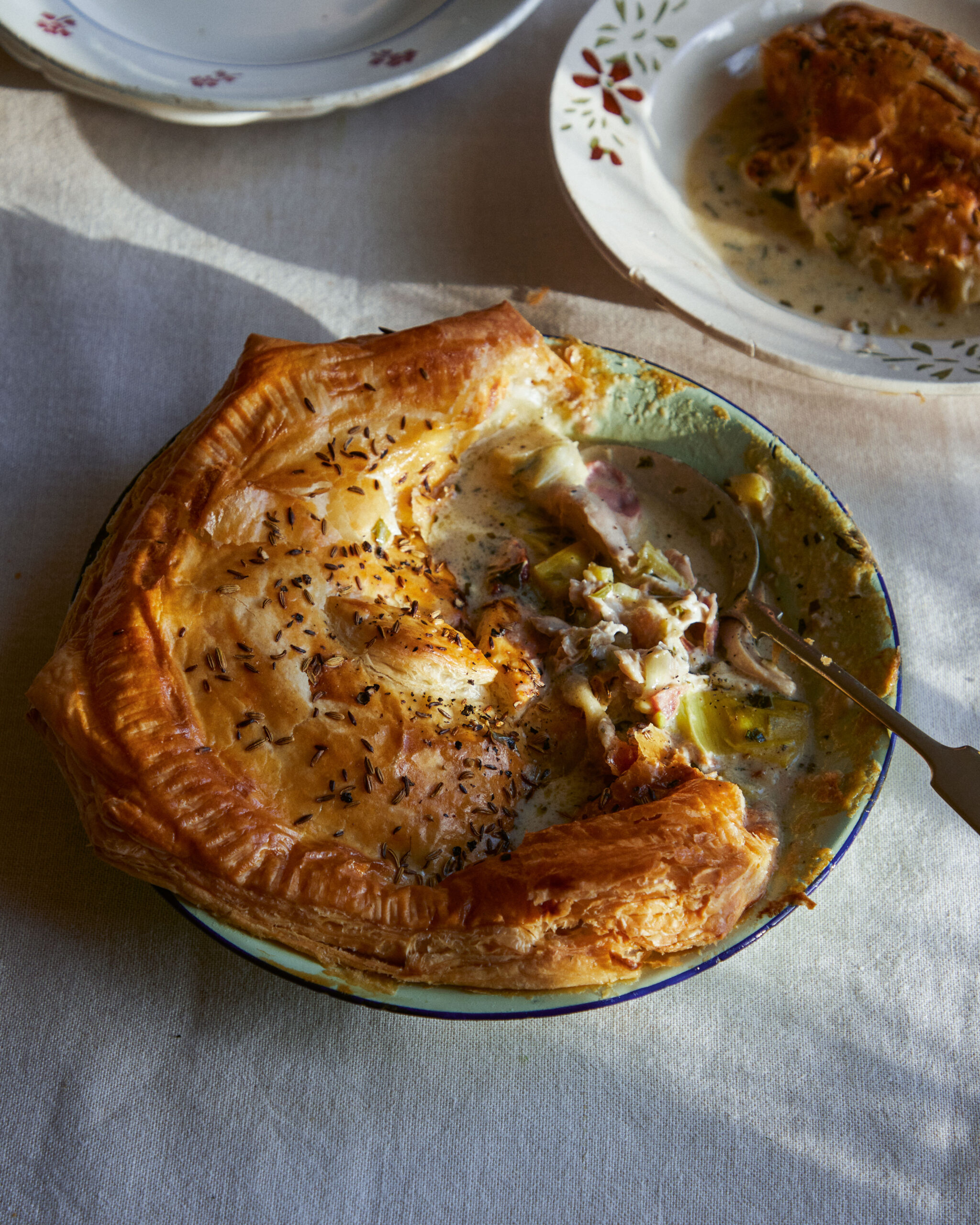 julius roberts chicken leek and tarragon pie recipe saturday kitchen