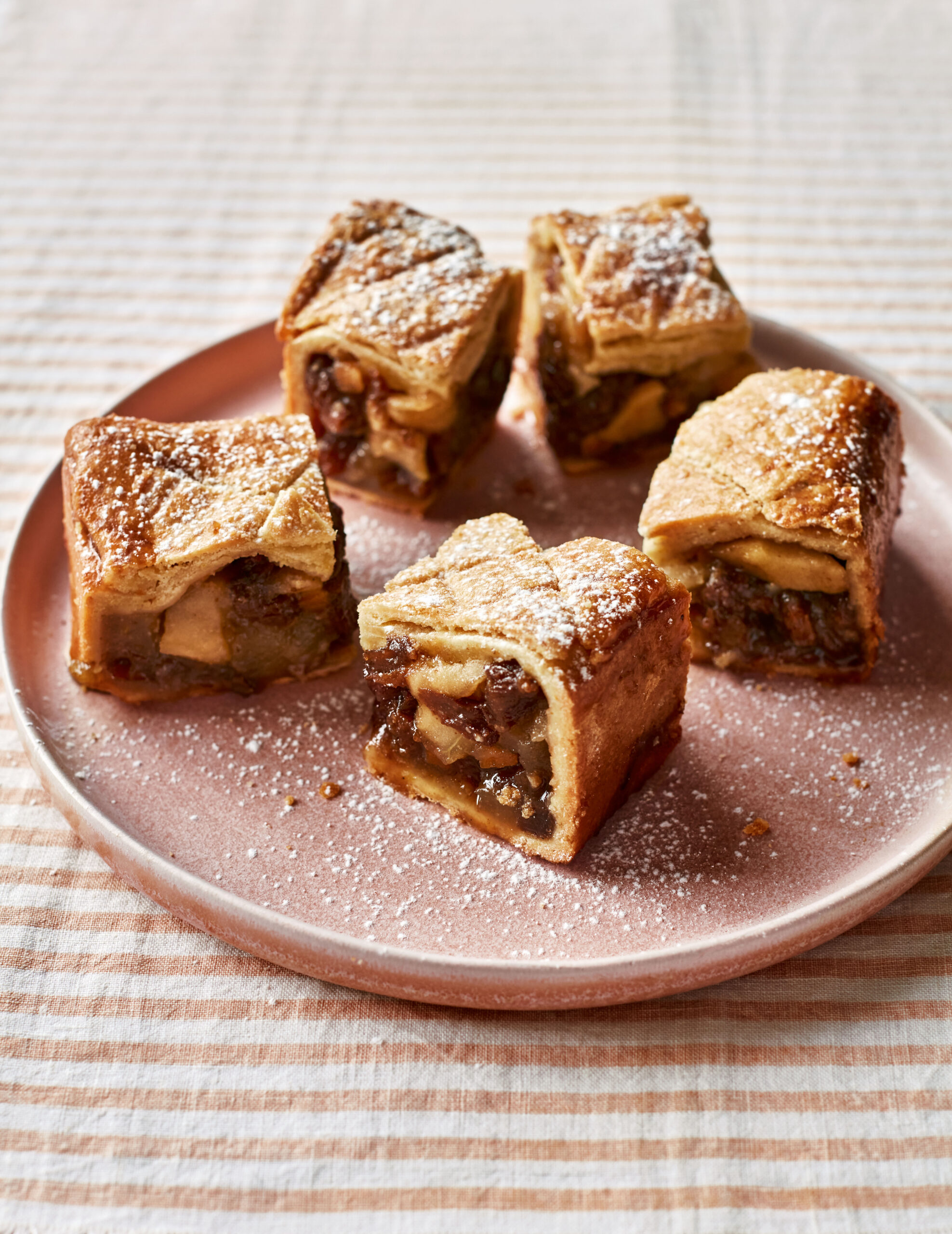 mary berry mincemeat squares recipe