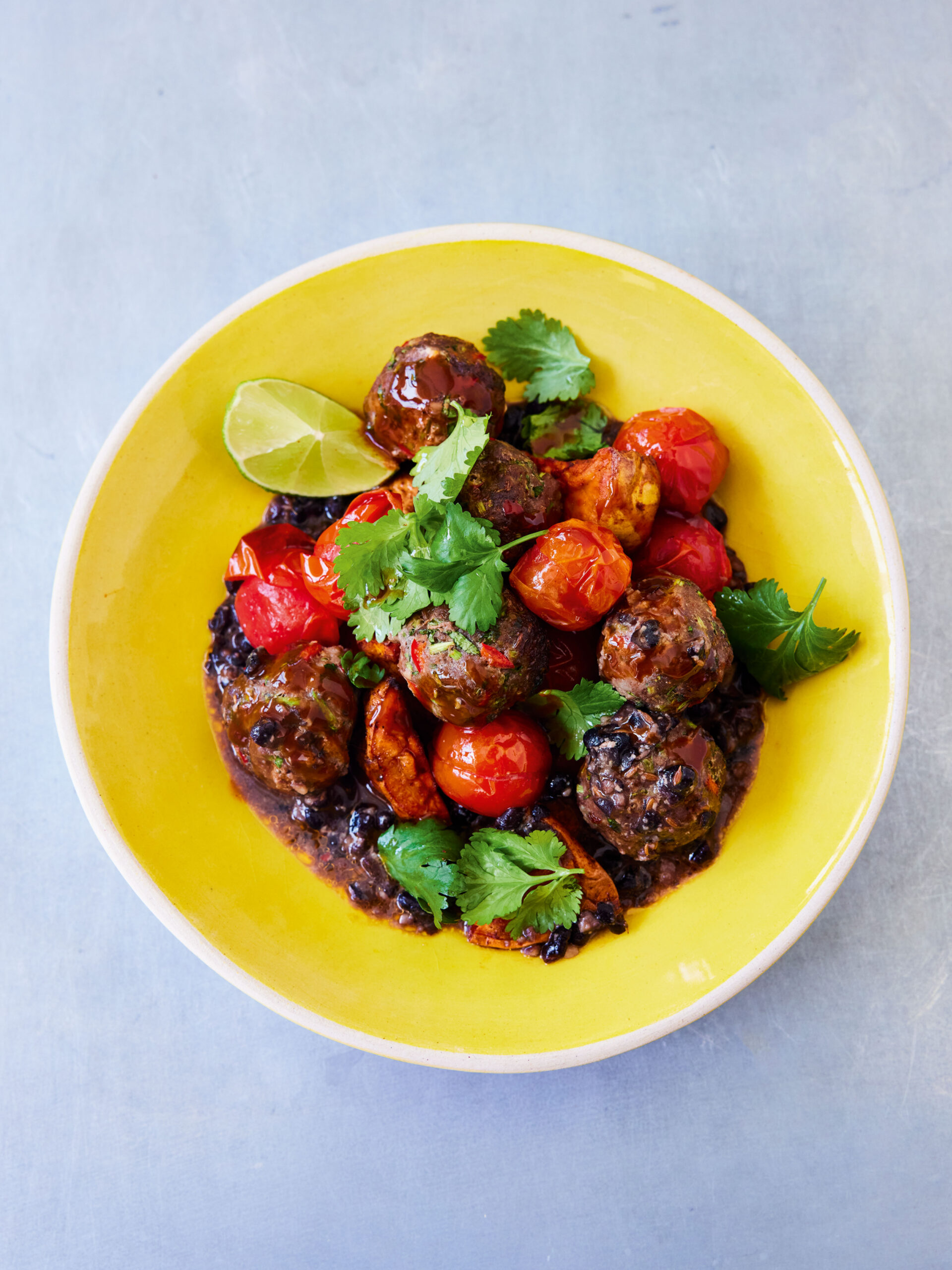 Jamie Oliver Air Fryer Chilli con Carne Meatballs Recipe