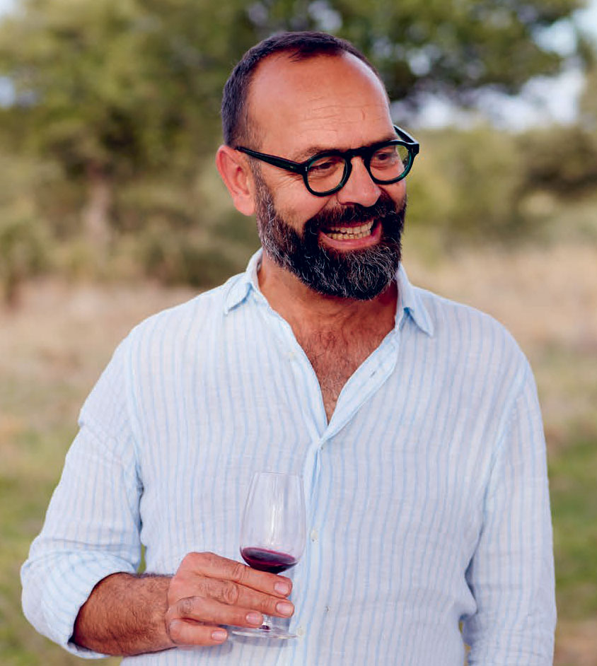 José Pizarro Author Bio