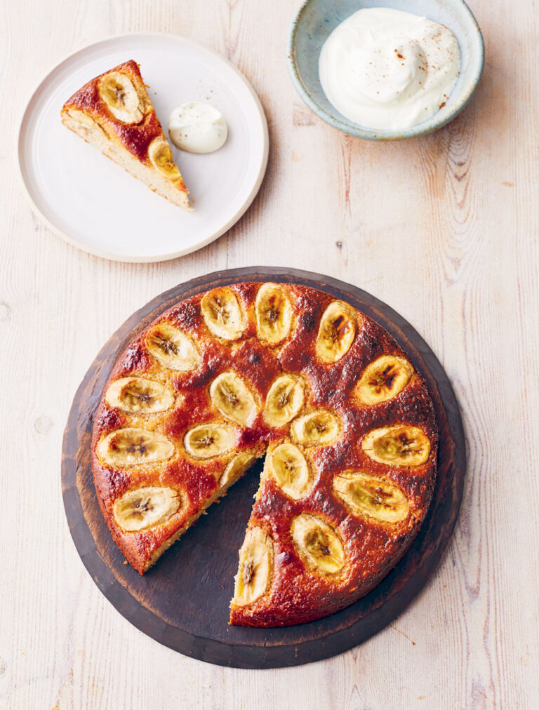 Jamie Oliver's Banana & Almond Cake Recipe