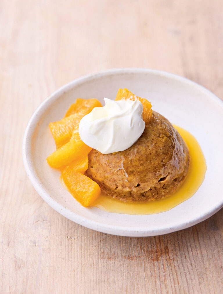 Jamie Oliver's hot carrot cup cakes