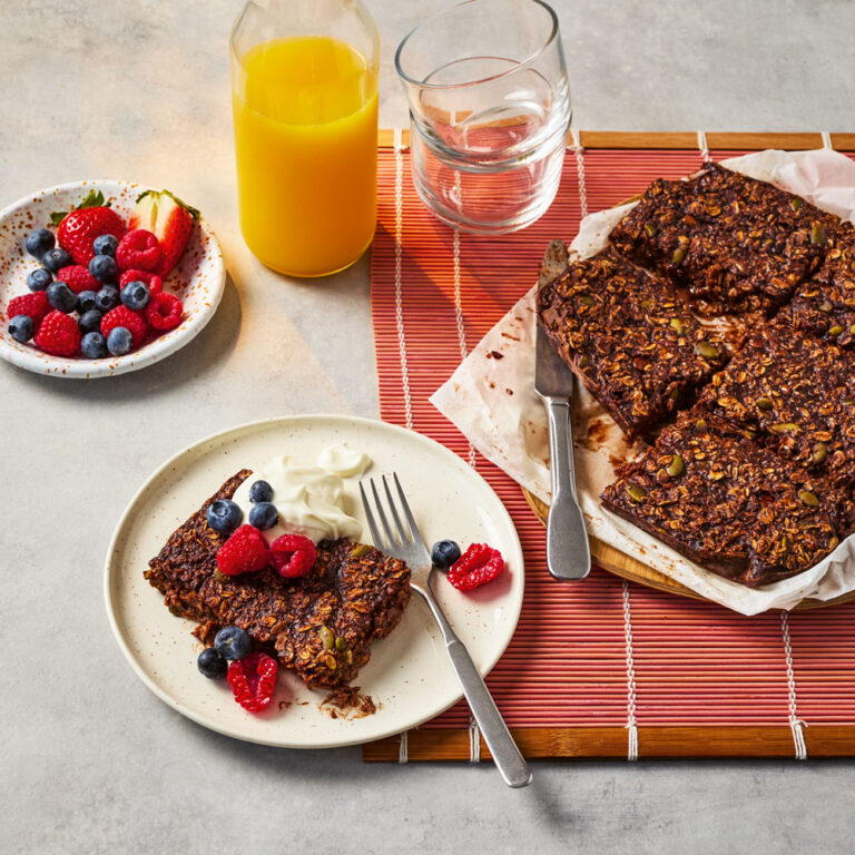 Chocolate and Banana Baked Oats Recipe