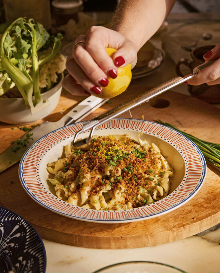 Alison Roman creamy cauliflower pasta with pecorino breadcrumbs