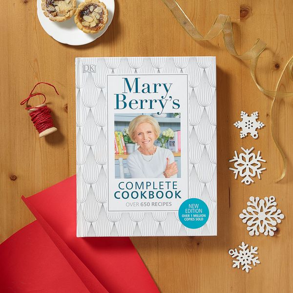 Mary Berry's Complete Cookbook | Cookbook