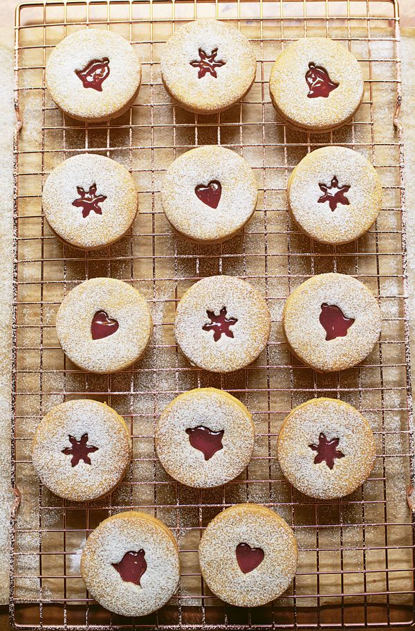 Nigella Lawson Linzer Cookies Christmas BBC2 Cook, Eat, Repeat