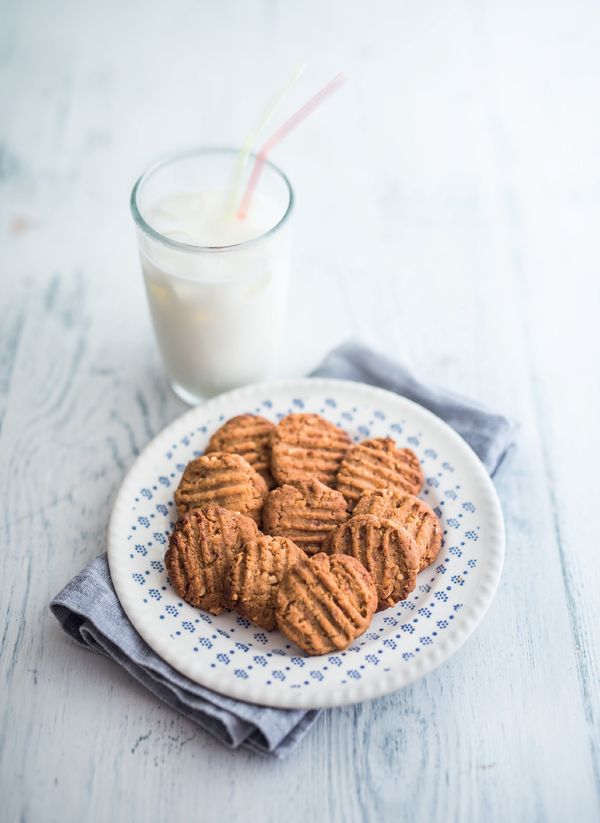 Three Ingredient Bakes | Peanut Butter Cookies